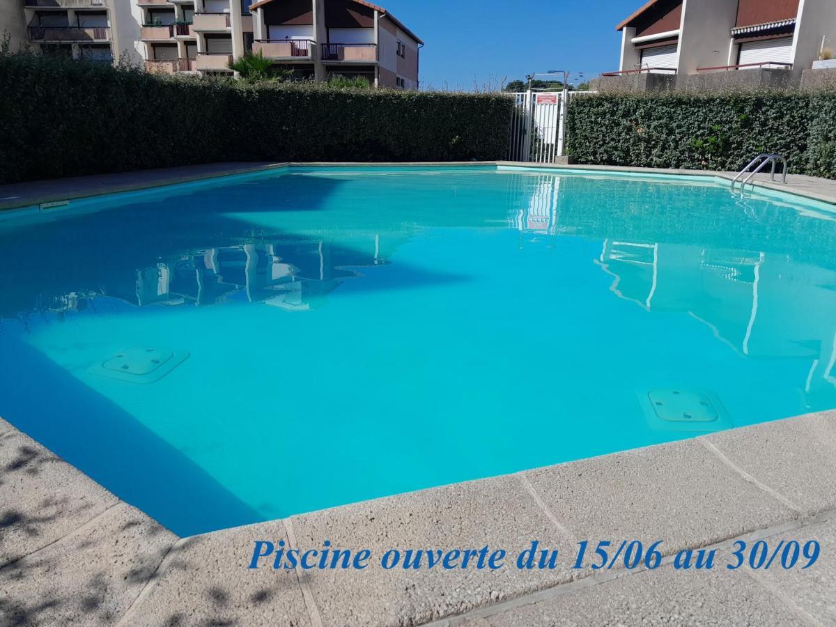 شقة Joli 2 Pieces Sur Le Port Avec Piscine, Terrasse, Parking كابروتو المظهر الخارجي الصورة